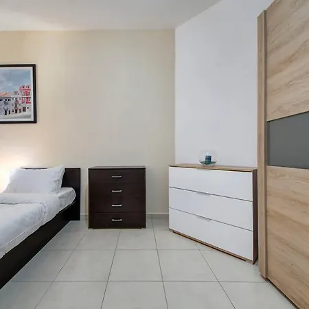 Apartman Modern In Luxury Complex St Julians