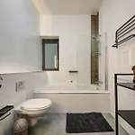 Modern In Luxury Complex St Julians Daire *
