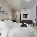 Daire Modern In Luxury Complex St Julians *