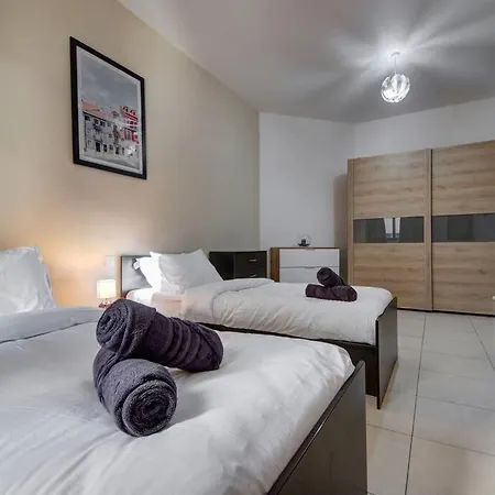 Modern And Spacious 3 Bedroom In St Julian's Apartment Saint Julian's