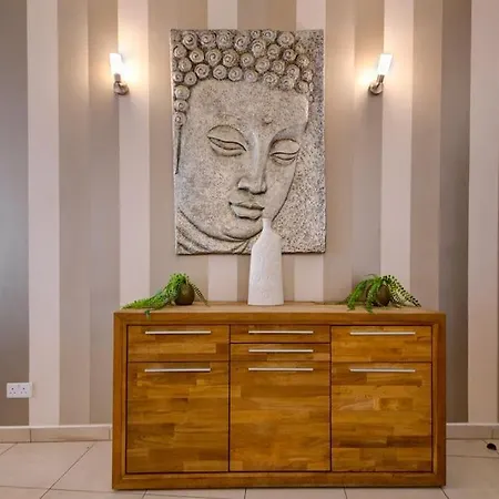 Modern And Spacious 3 Bedroom In St Julian's *