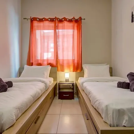 Modern And Spacious 3 Bedroom In St Julian's * Saint Julian's