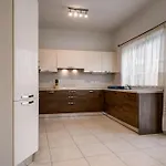 Modern In Luxury Complex St Julians Apartamento